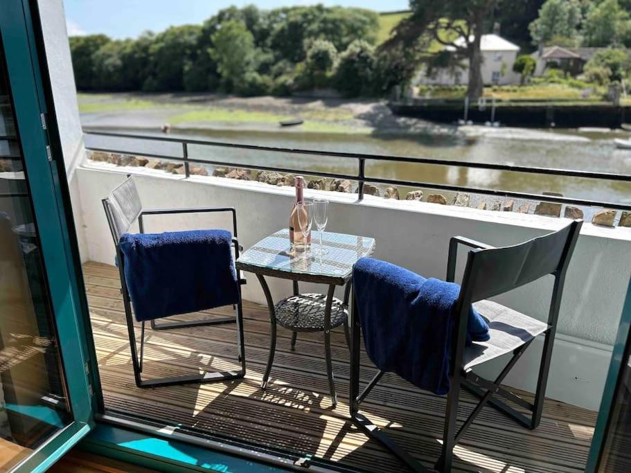Crabshell Quay Waterfront Living In Kingsbridge Apartment Kingsbridge  Ngoại thất bức ảnh